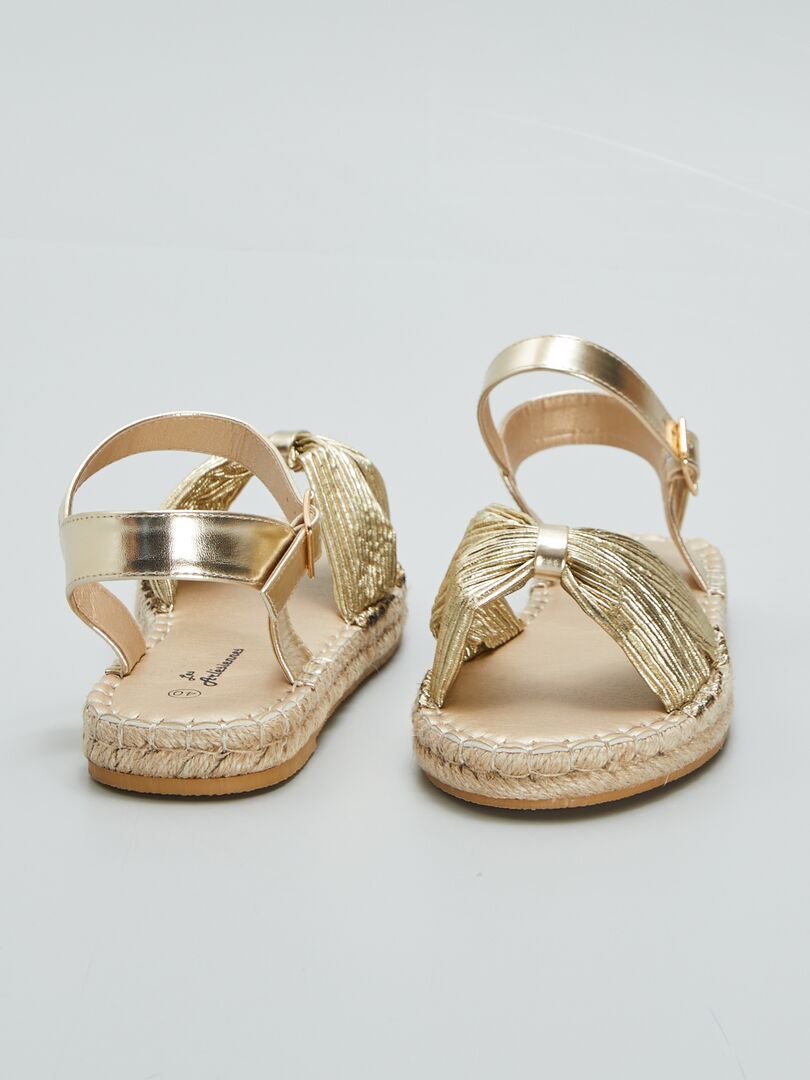Lage gouden sandalen - BEIGE