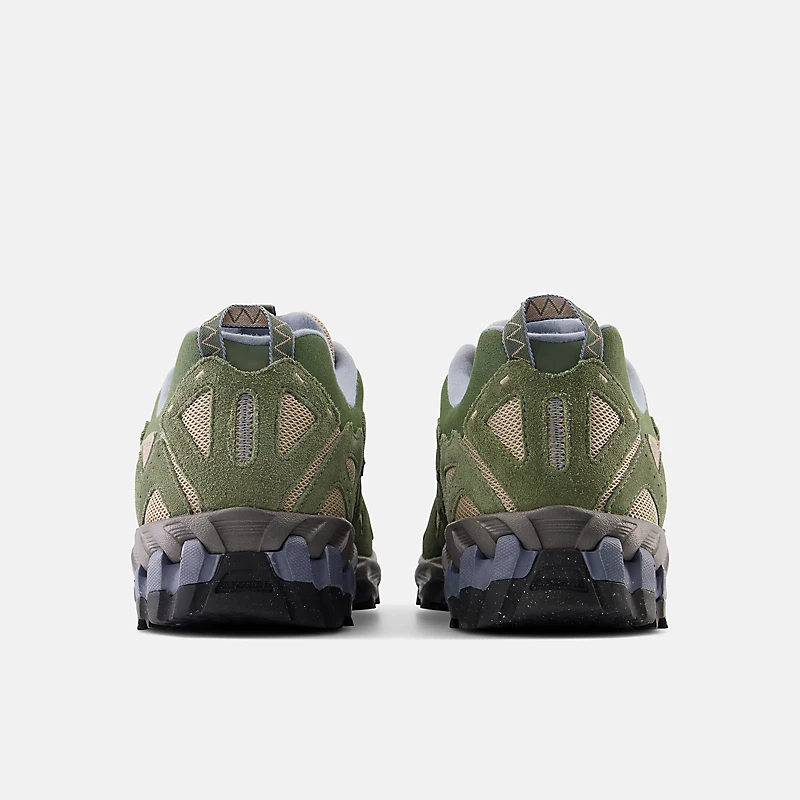 New Balance 610v1 unisex – verde măsliniu intens cu lemn plutitor și gri arctic