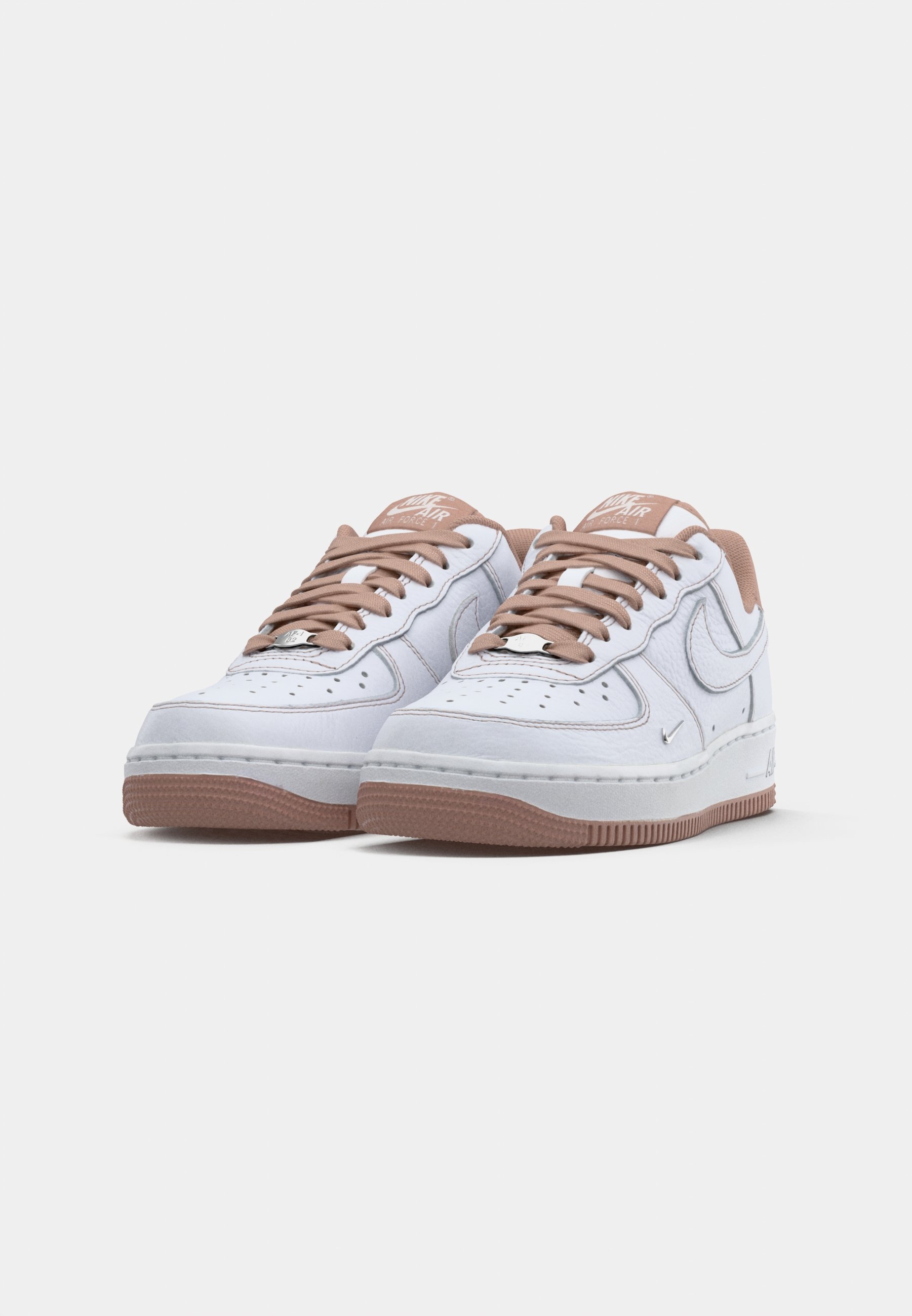 Niskie buty sportowe Nike Sportswear