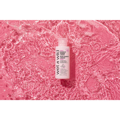 Wet n Wild 5-v-1 Essence tekoči primer za obraz 65 ml