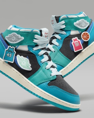 Air Jordan 1 Mid Sneaker School Older Kids' Shoes
