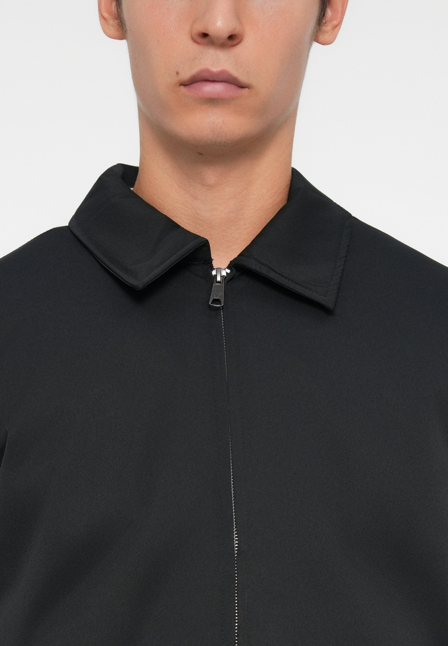 Dickies tussenjassen