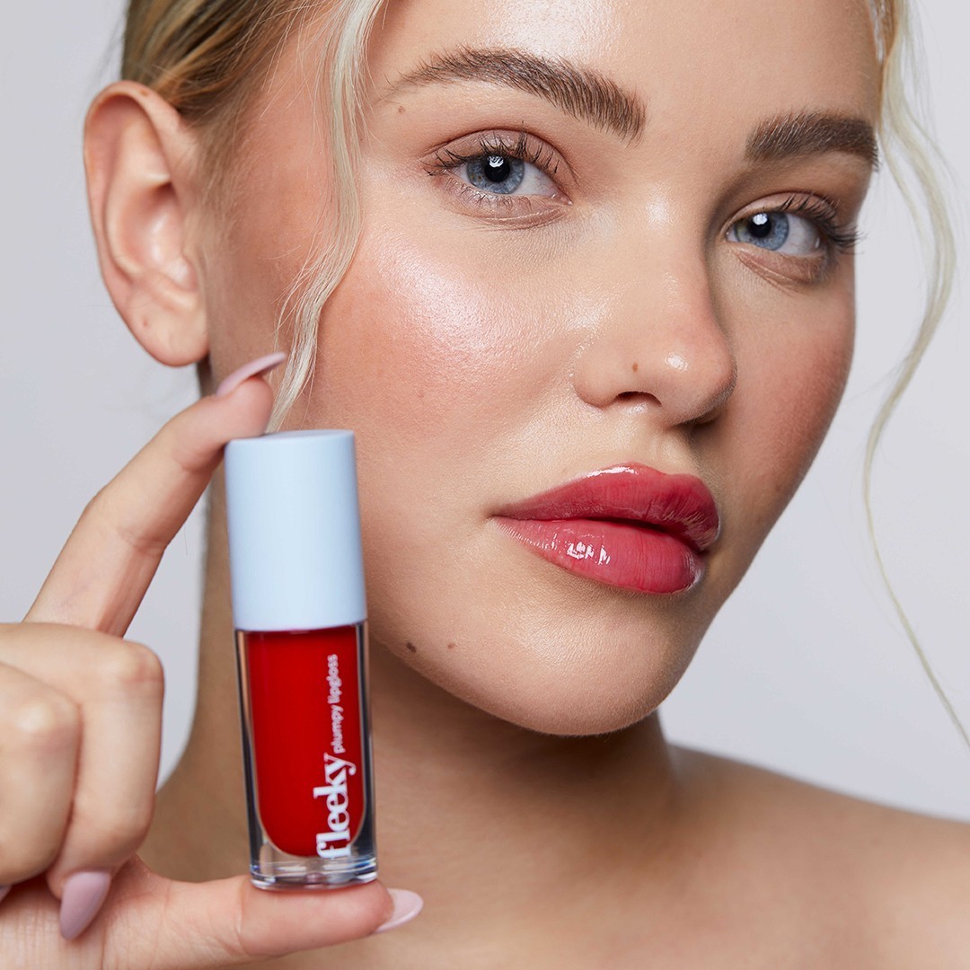 Fleeky Lipgloss Plumpy Lipgloss – Hydratačná starostlivosť s objemovým efektom – 5 ml