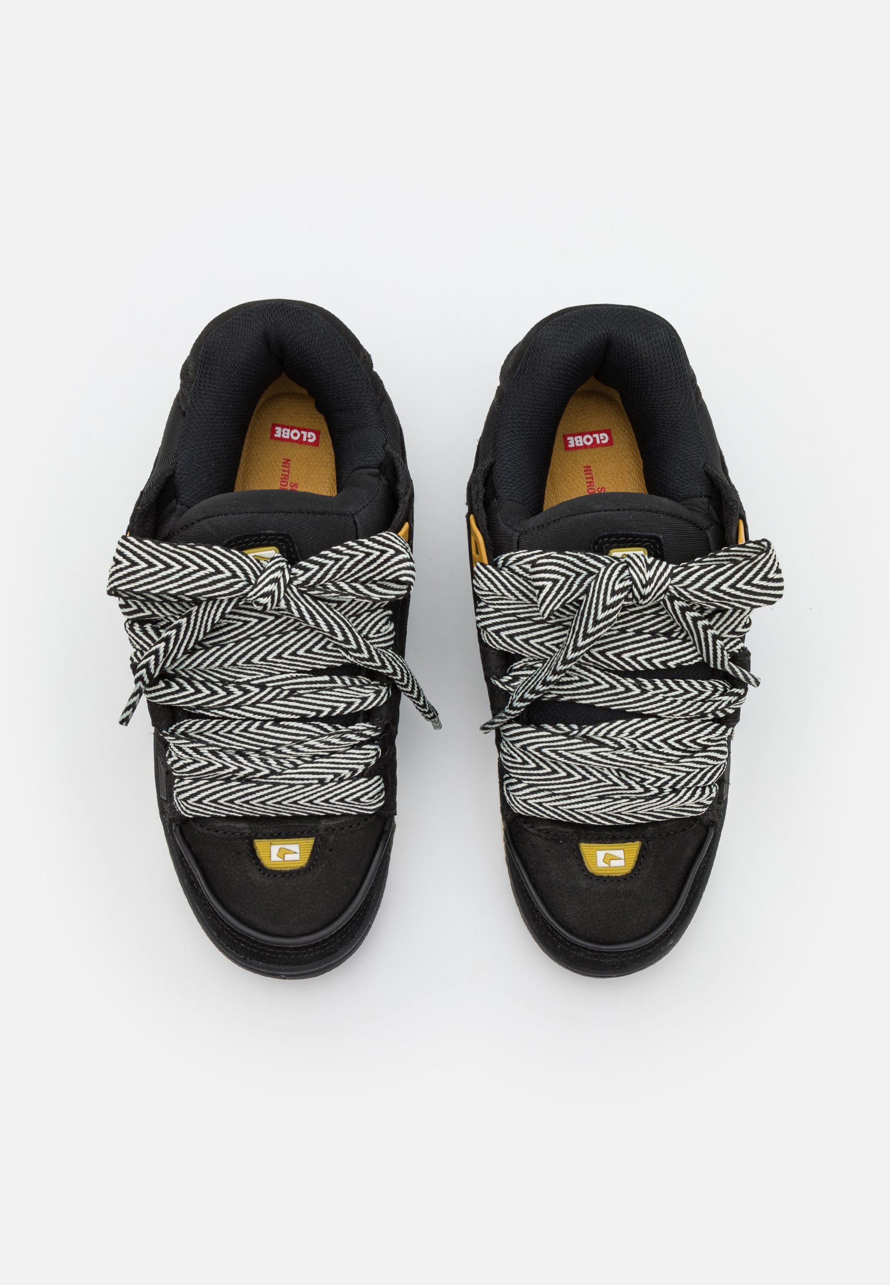 Baskets basses Globe
