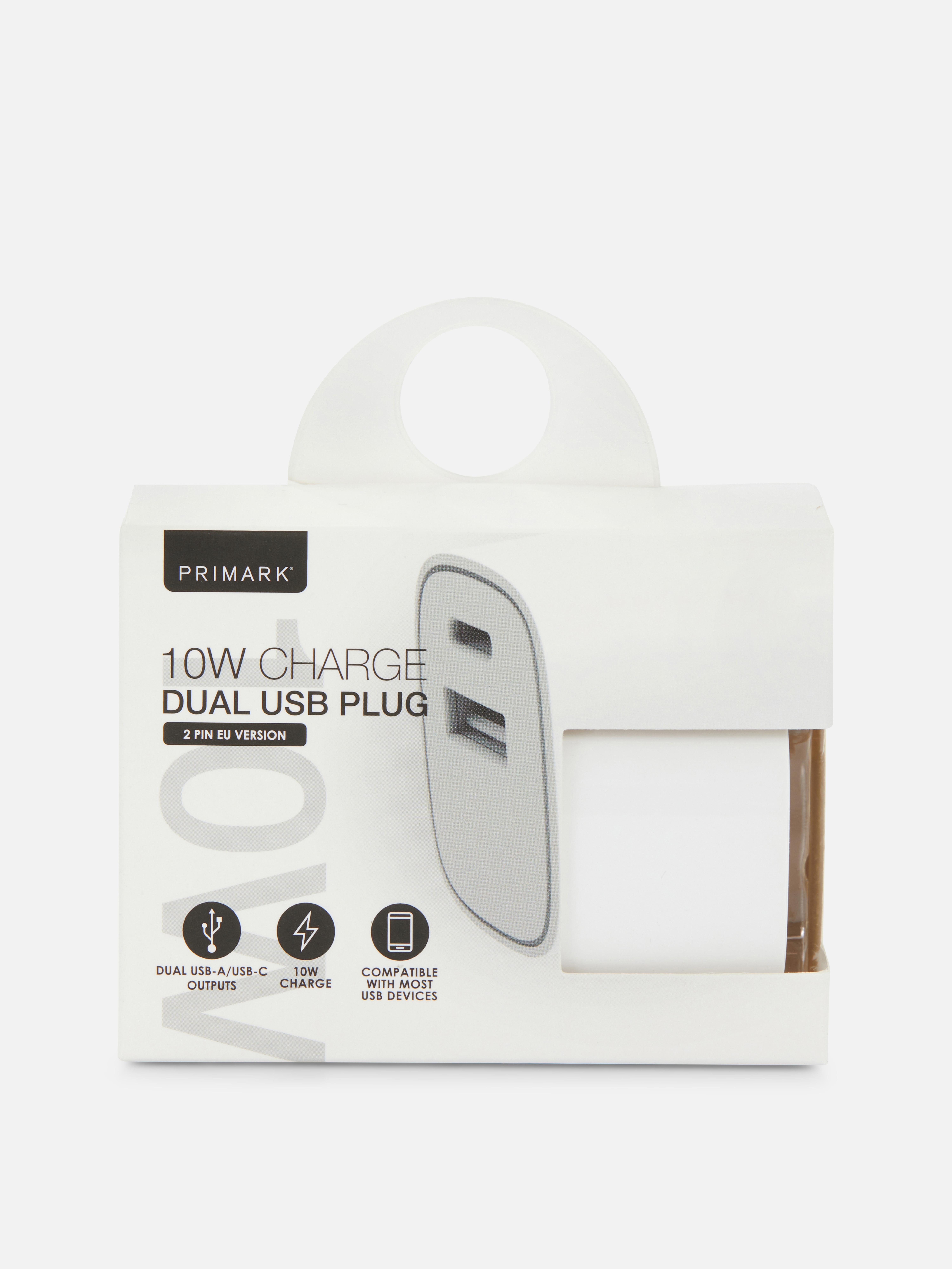 Mufă USB dublă cu doi pini, 10 W. O mufă cu doi pini cu porturi USB și USB-C pentru utilizare în UE.