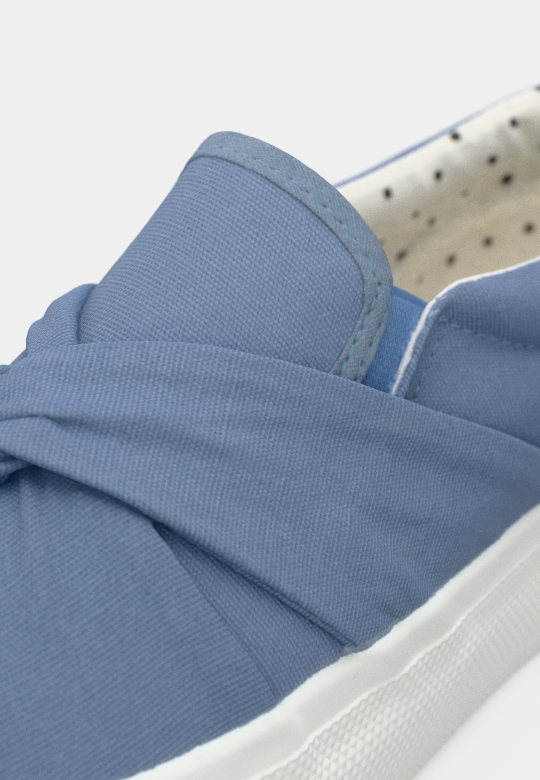 Anna Field Slip-ons – hellblau