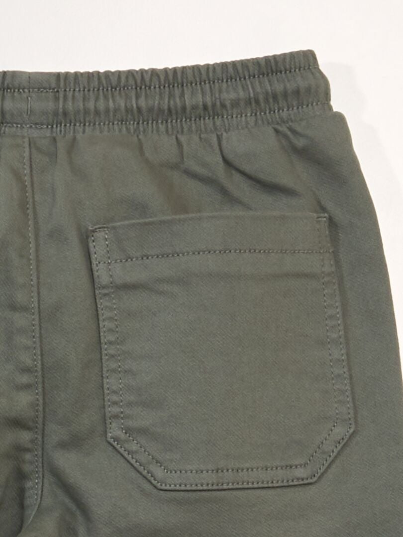 Calça chino estilo jogger - VERDE