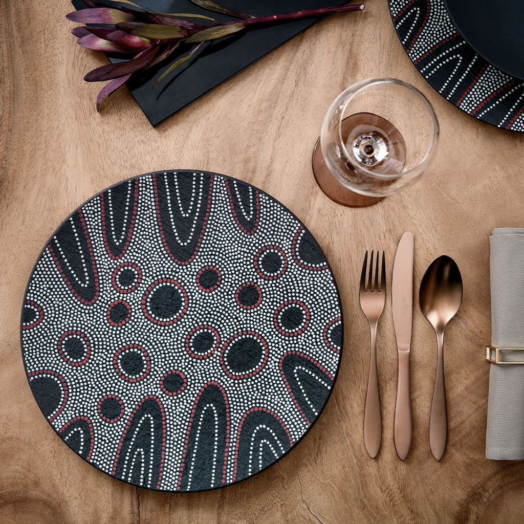 Villeroy & Boch galda piederumu komplekts, galda piederumu kaste, 16 daļas, ražoti galda piederumi – 1 daļa