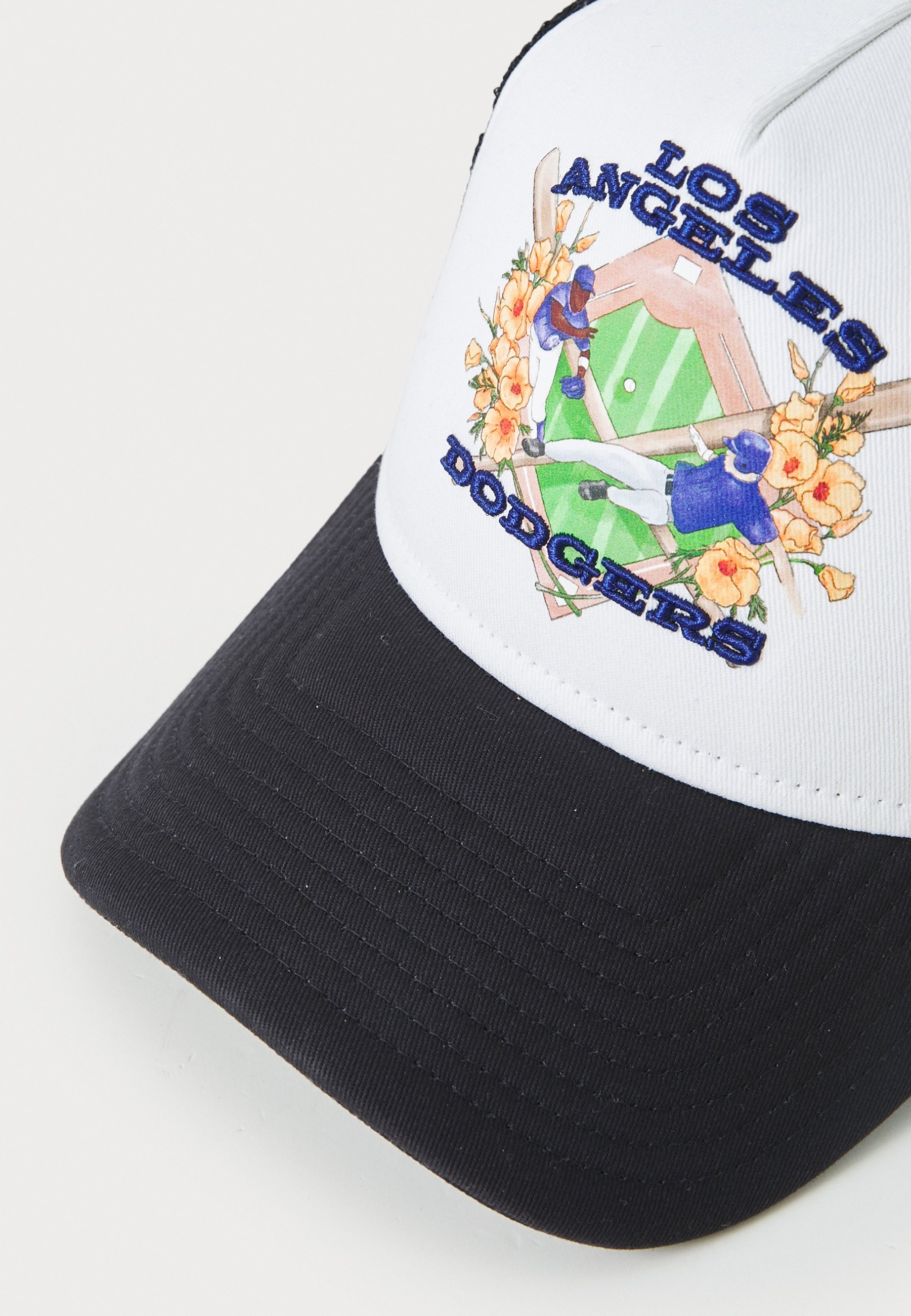 Bonés New Era