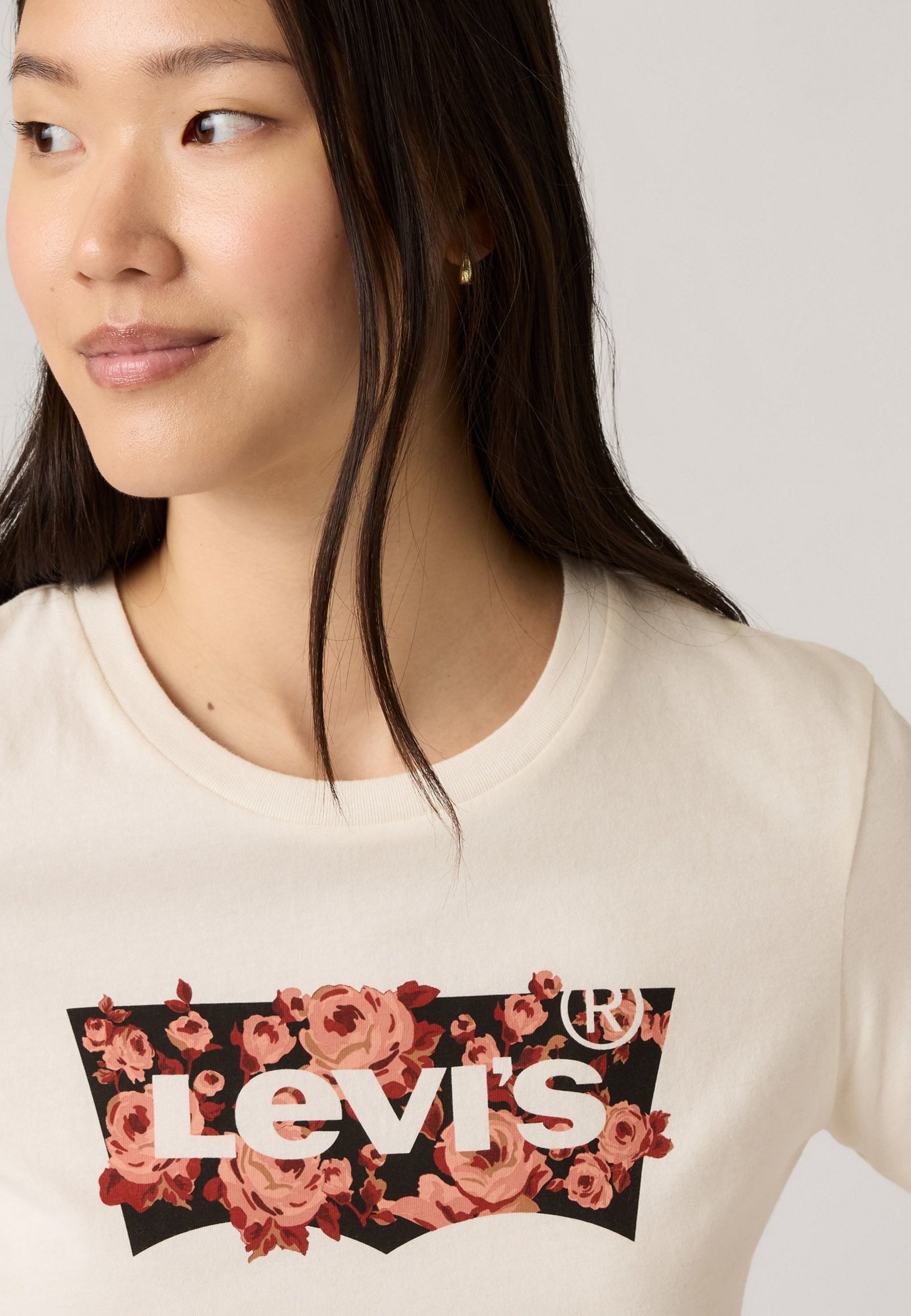 Levi's® LE T-SHIRT PARFAIT - T-shirt imprimé - gab rose bw fill egret