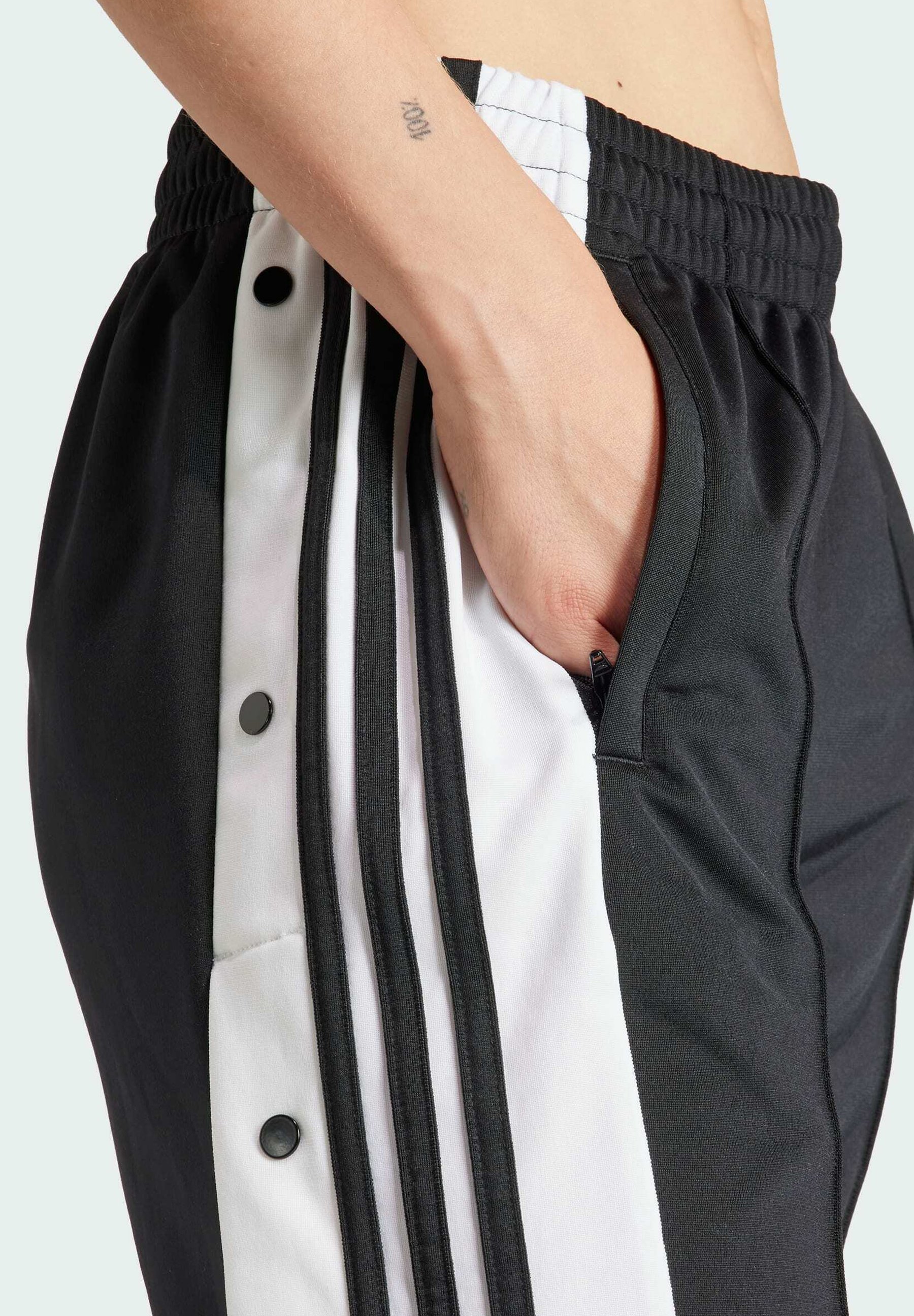 adidas Originals BREAK - Teplákové nohavice - čierne