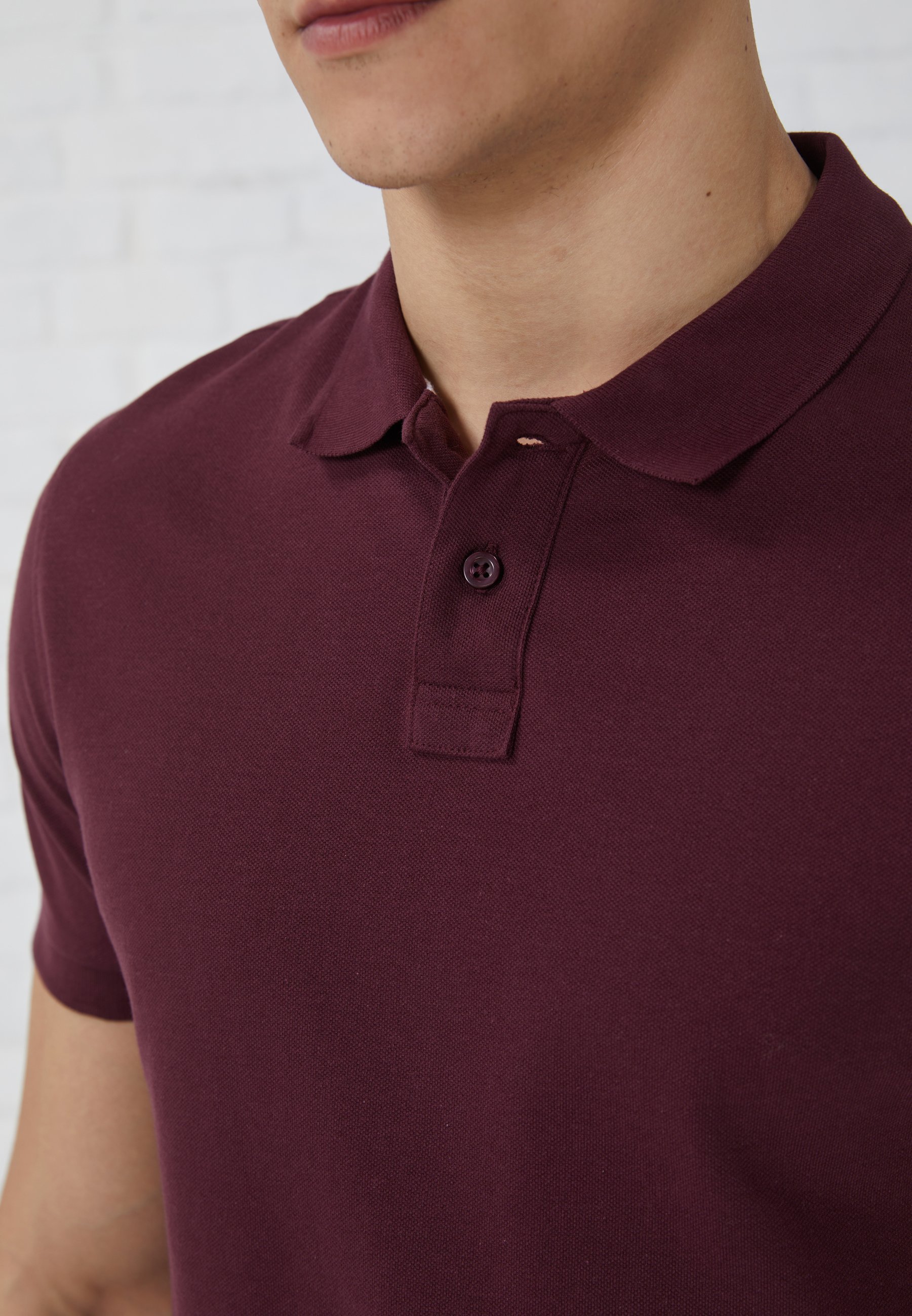 Pier One 5er-Pack Slim-Poloshirts – Weiß/Bordeaux/Dunkelblau/Khaki/Blau