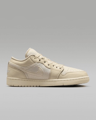 Air Jordan 1 Low SE Women's Shoes