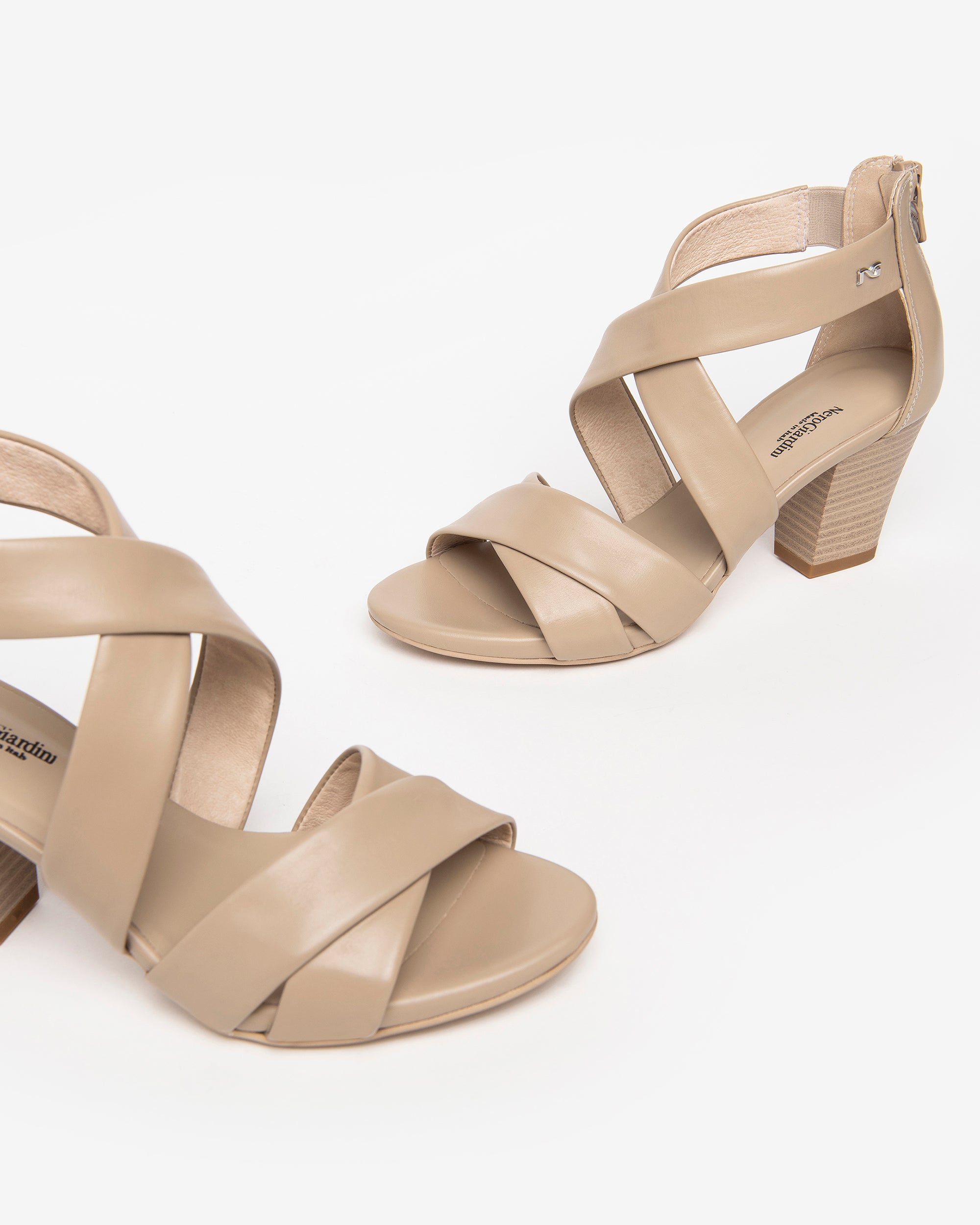  Sandales en cuir pour femmes