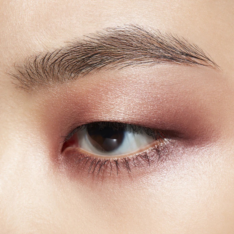 Paleta senčil za oči MAC Cosmetics Connect In Colour, 6 odtenkov, cena palete za približno