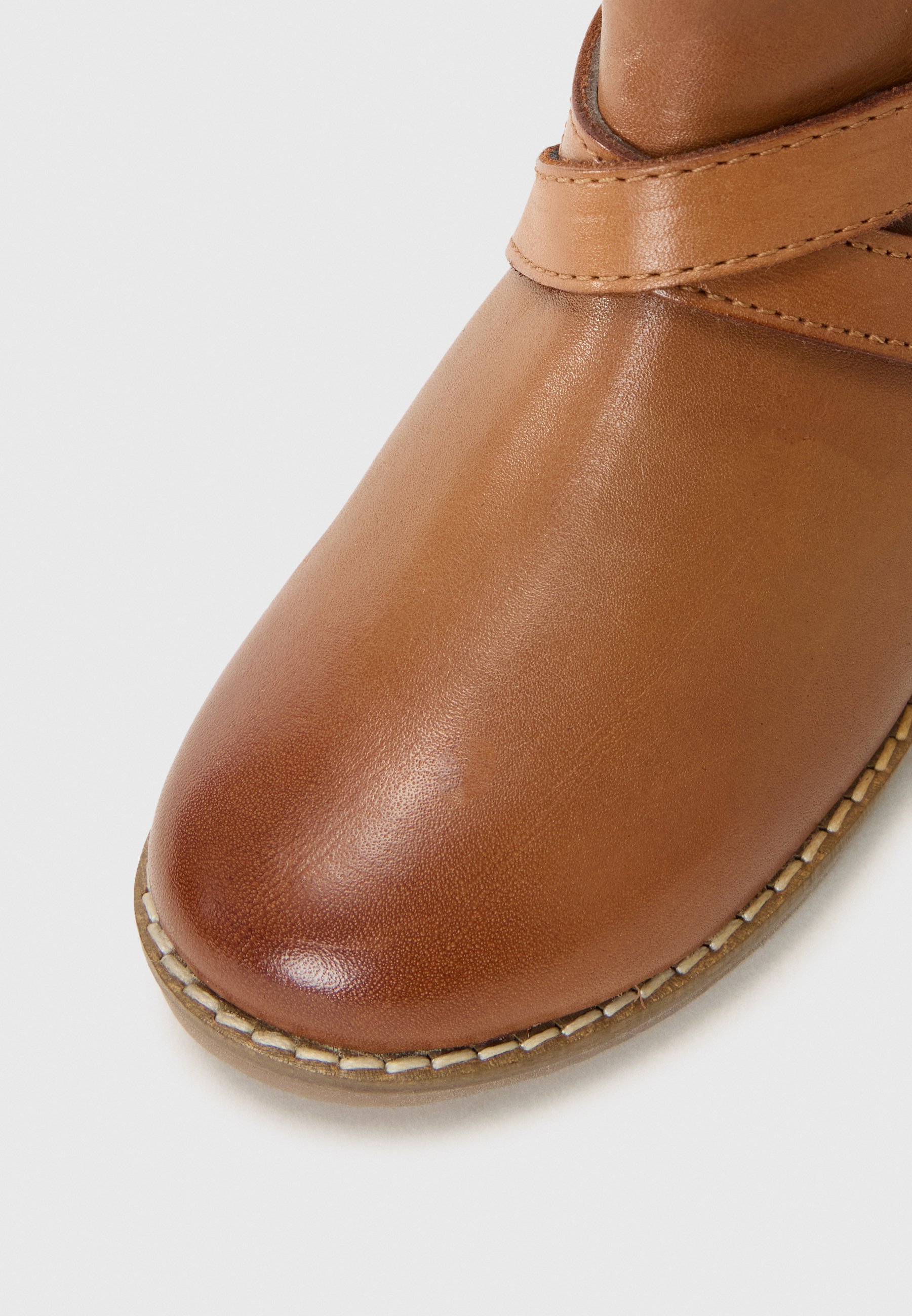 Friboo LEATHER - Klassieke enkellaarsjes - bruin