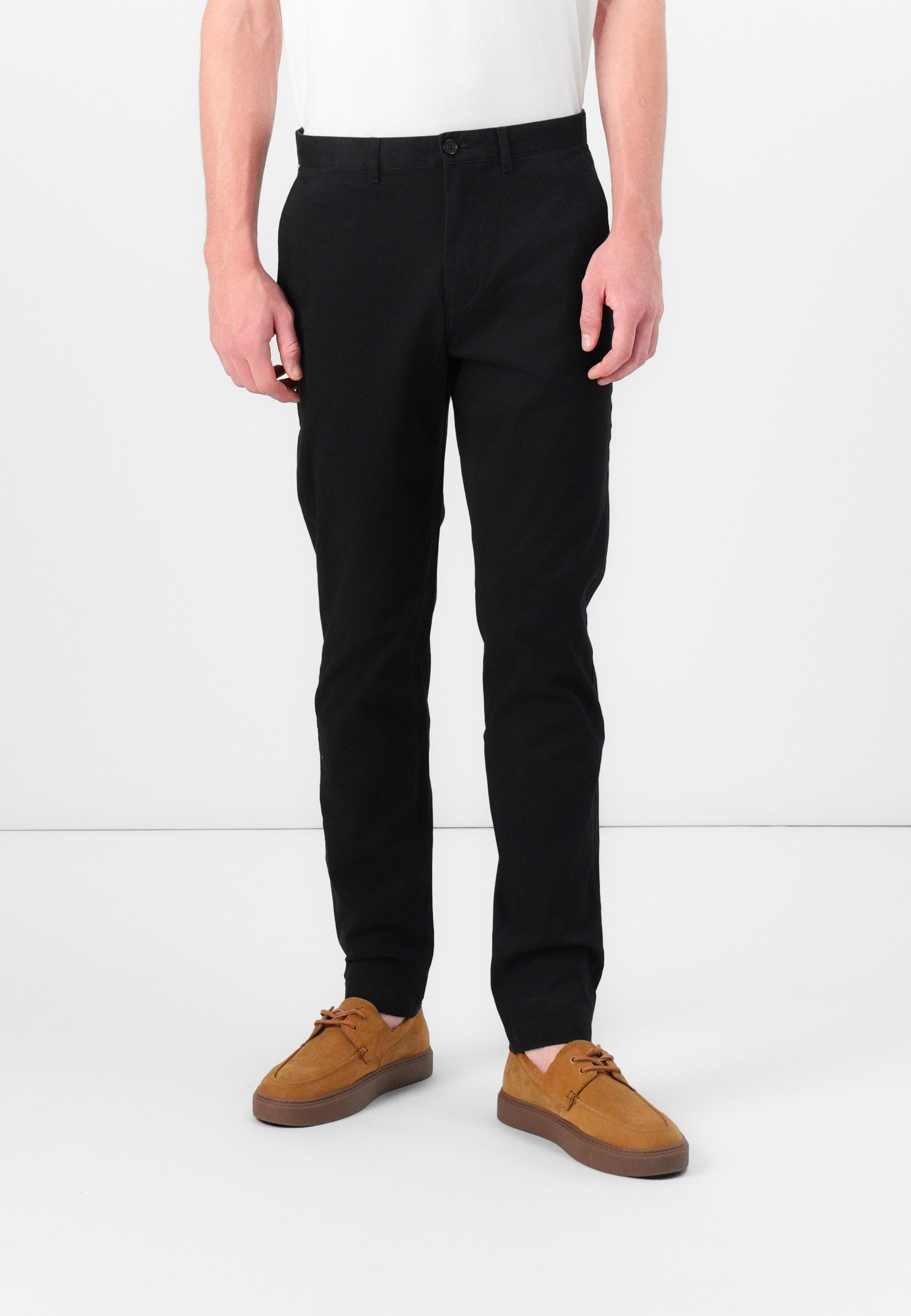 Tommy Hilfiger CORE HARLEM ESSENTIAL - Chino's - zwart