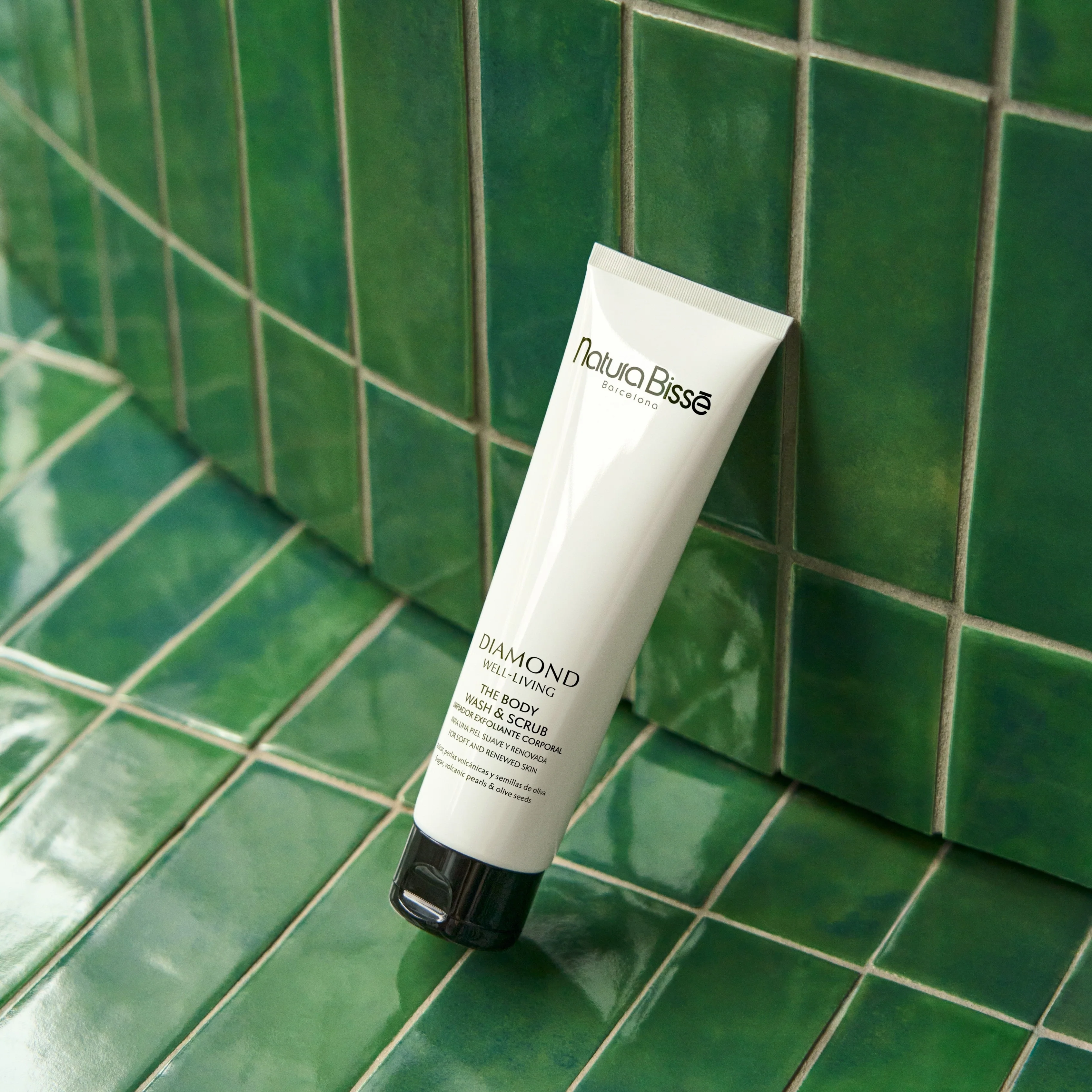 Diamond Well-Living The Body Wash & Scrub - Esfoliante, Bagno e Doccia