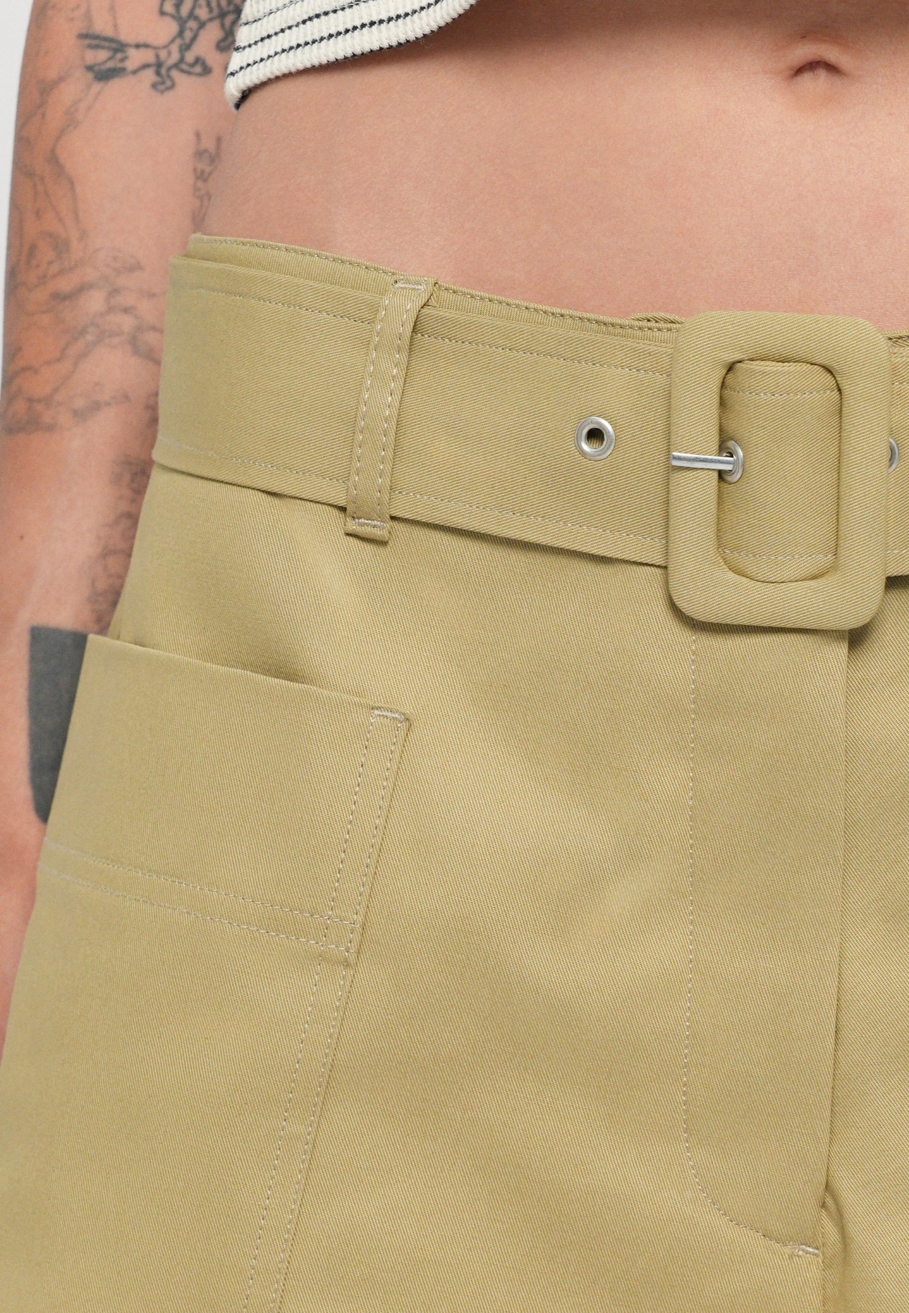OFFICINE GENERALE FATI PIEDYE - Korte broek - tan