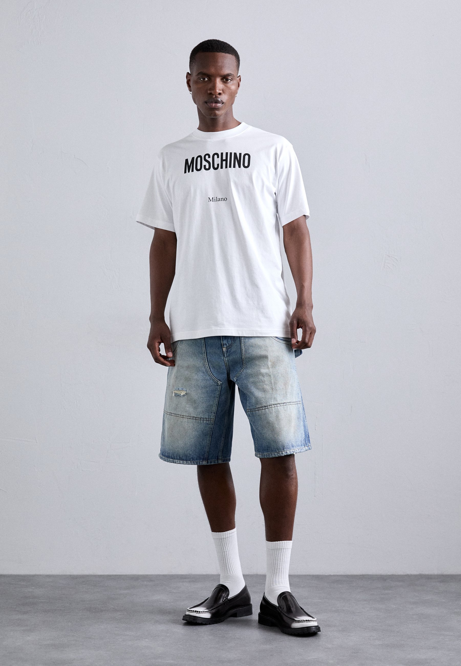 MOSCHINO MILANO - Triko s potiskem - white