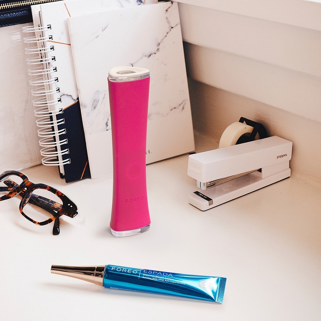 FOREO ESPADA™ 2 Masažer za lice – 1 komad