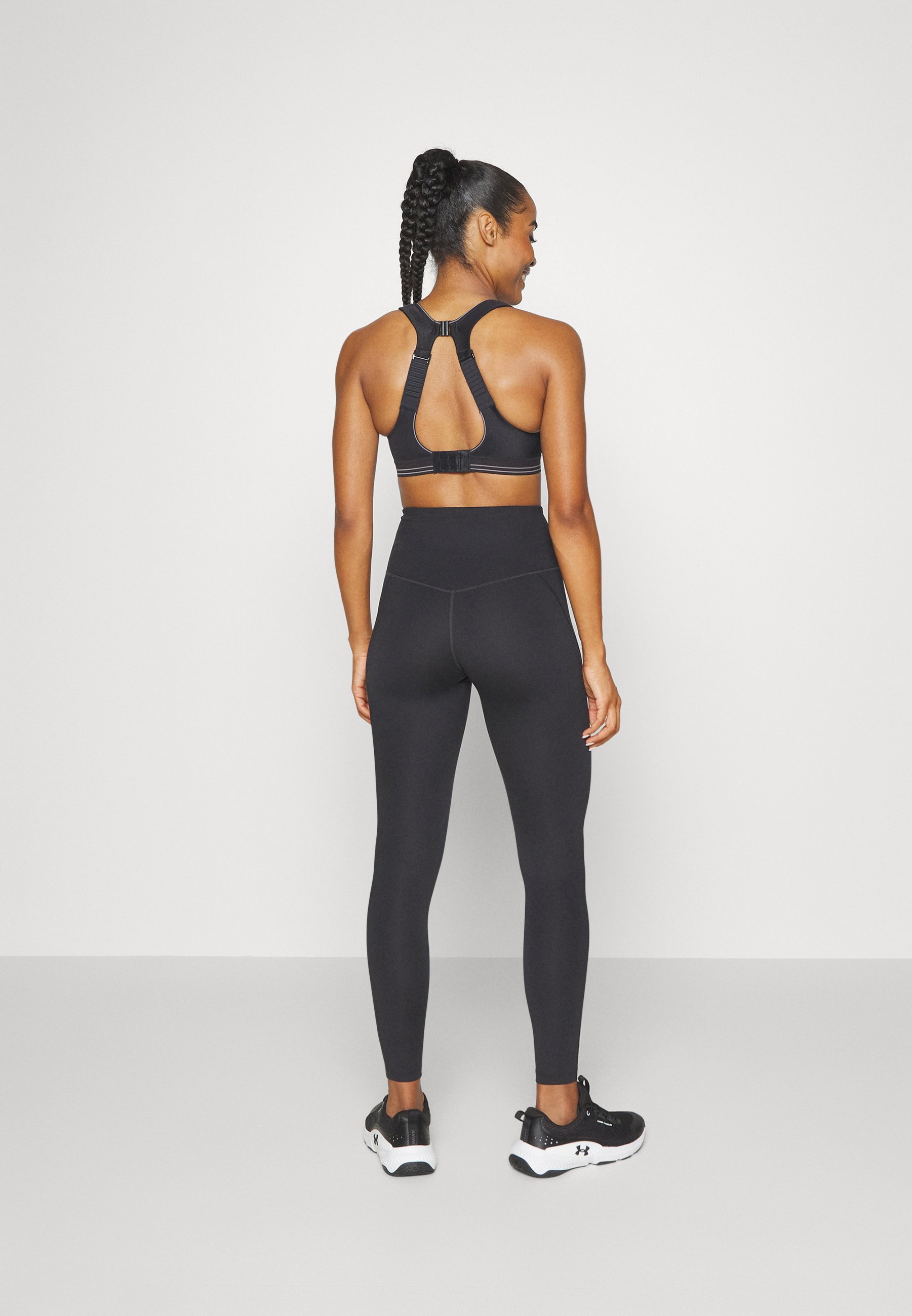 Shock Absorber ULTIMATE RUN BRA - Sportbeha met hoge ondersteuning - zwart