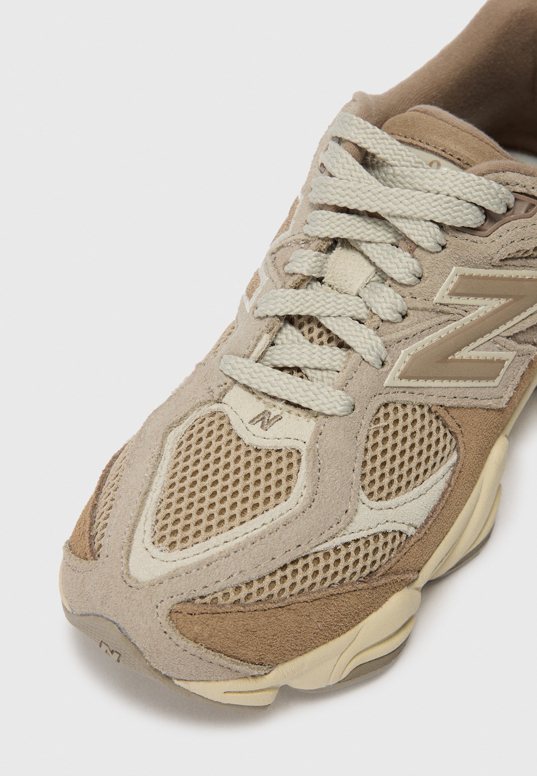 New Balance 9060 - Sneaker - Pilz