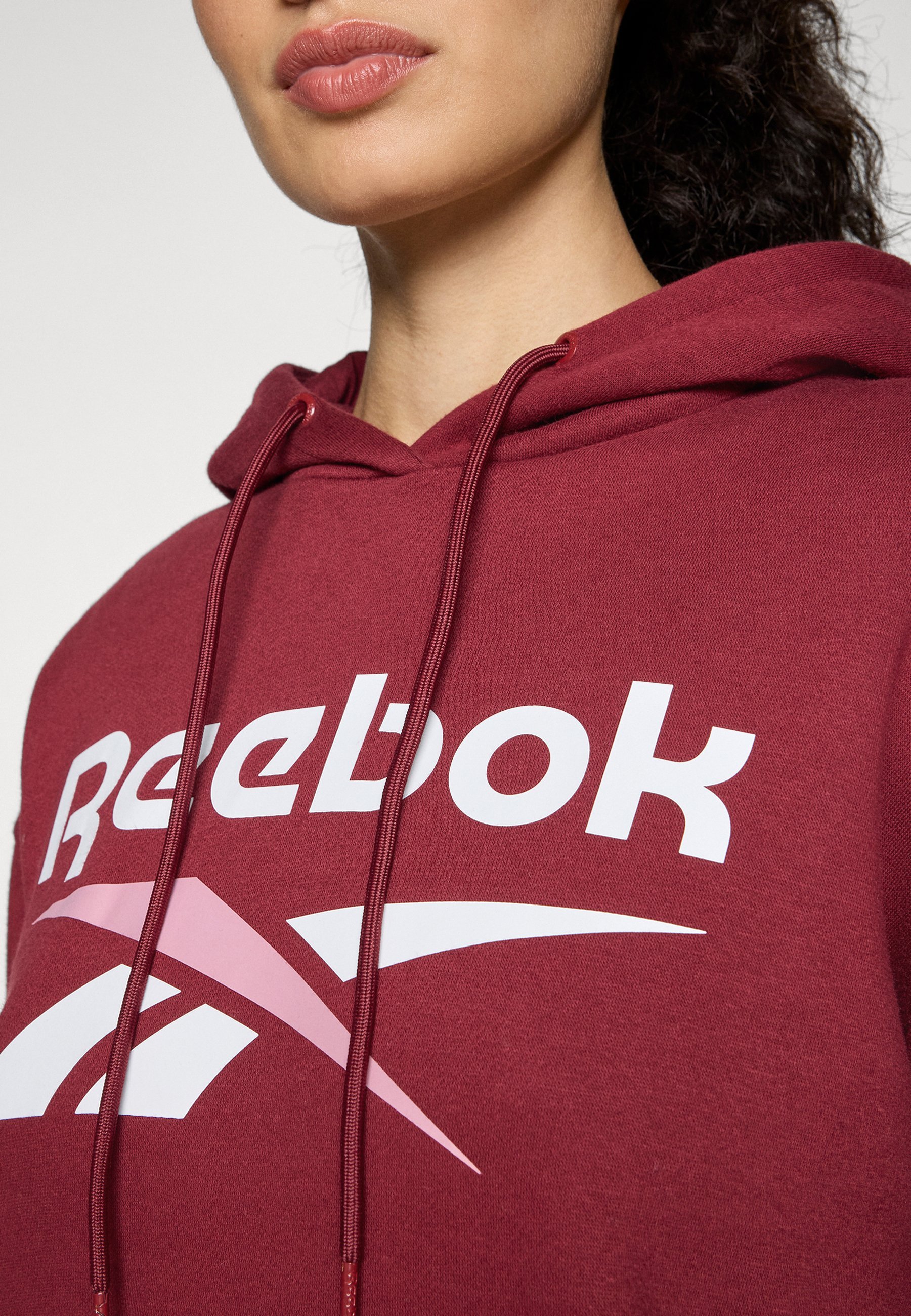 Sweat à capuche Reebok COLOR LOGO - Bordeaux classique