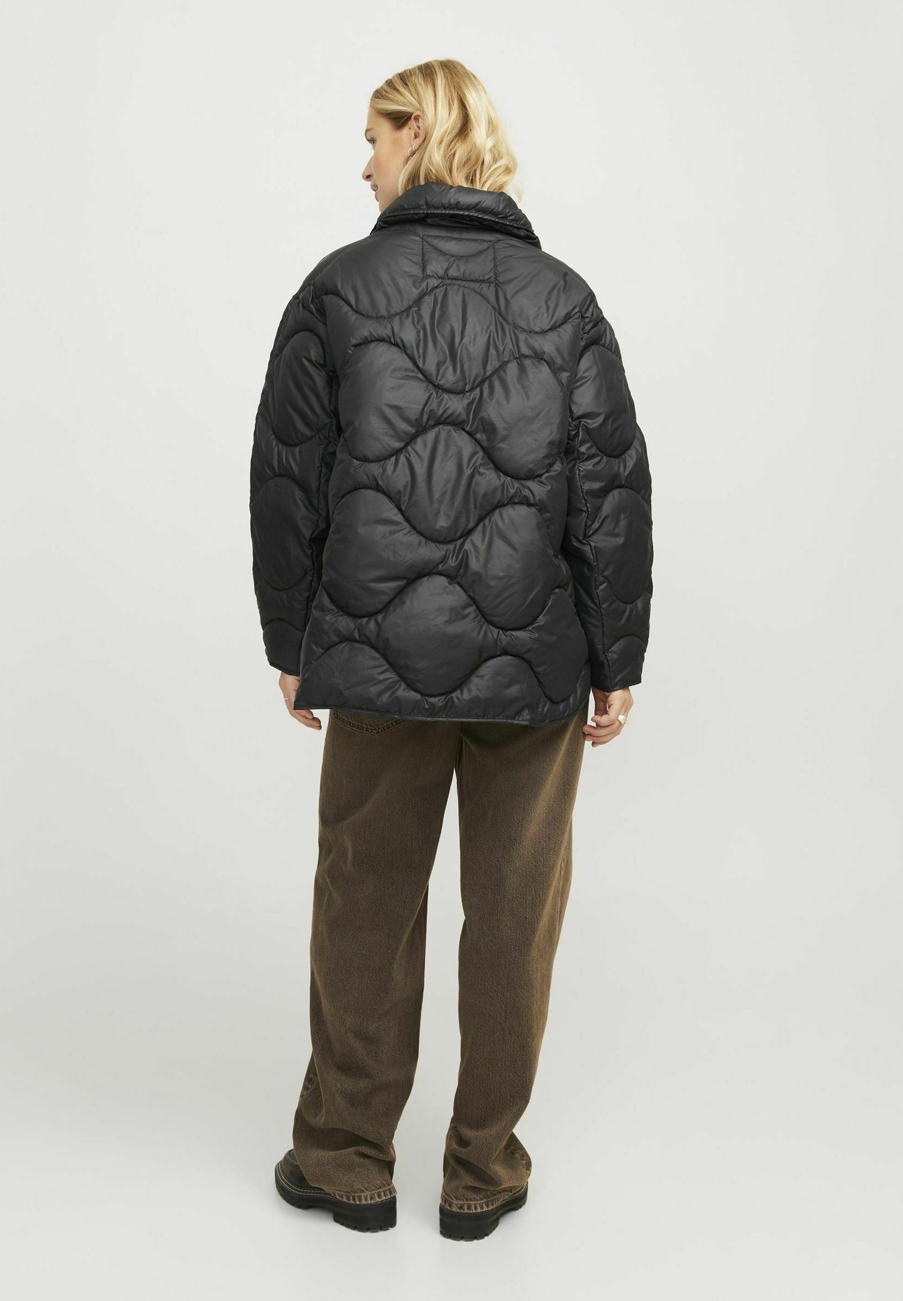 Manteau d'hiver matelassé brillant JJXX OTW SN - noir