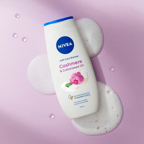 NIVEA Crème Soft sprchový krém s kašmírom a bavlníkovým olejom<br>250 ml - Normálna pleť