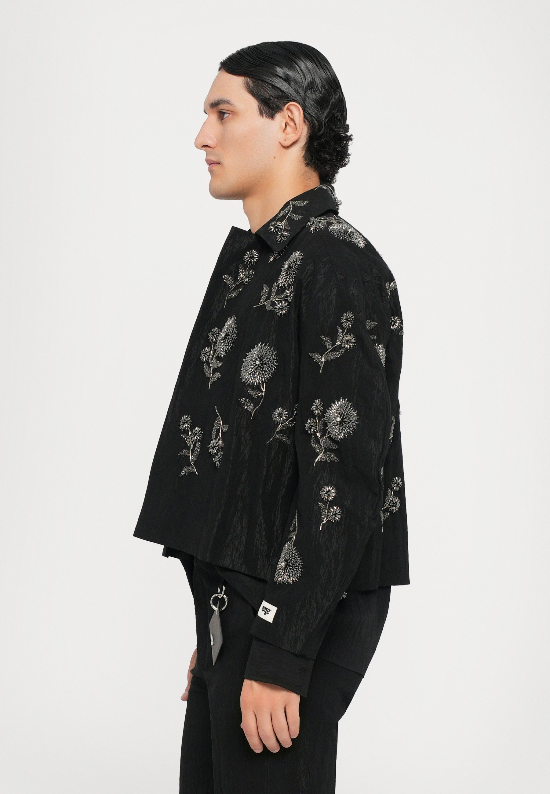 Giacca bomber Marigold Balloon realizzata a mano da Dhruv Kapoor - nera