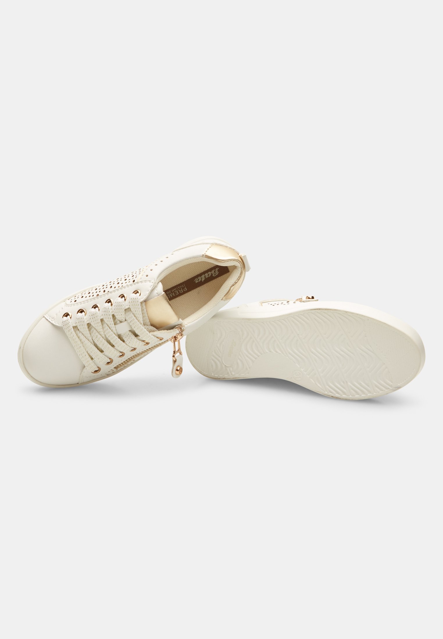 Baskets Bata - blanches