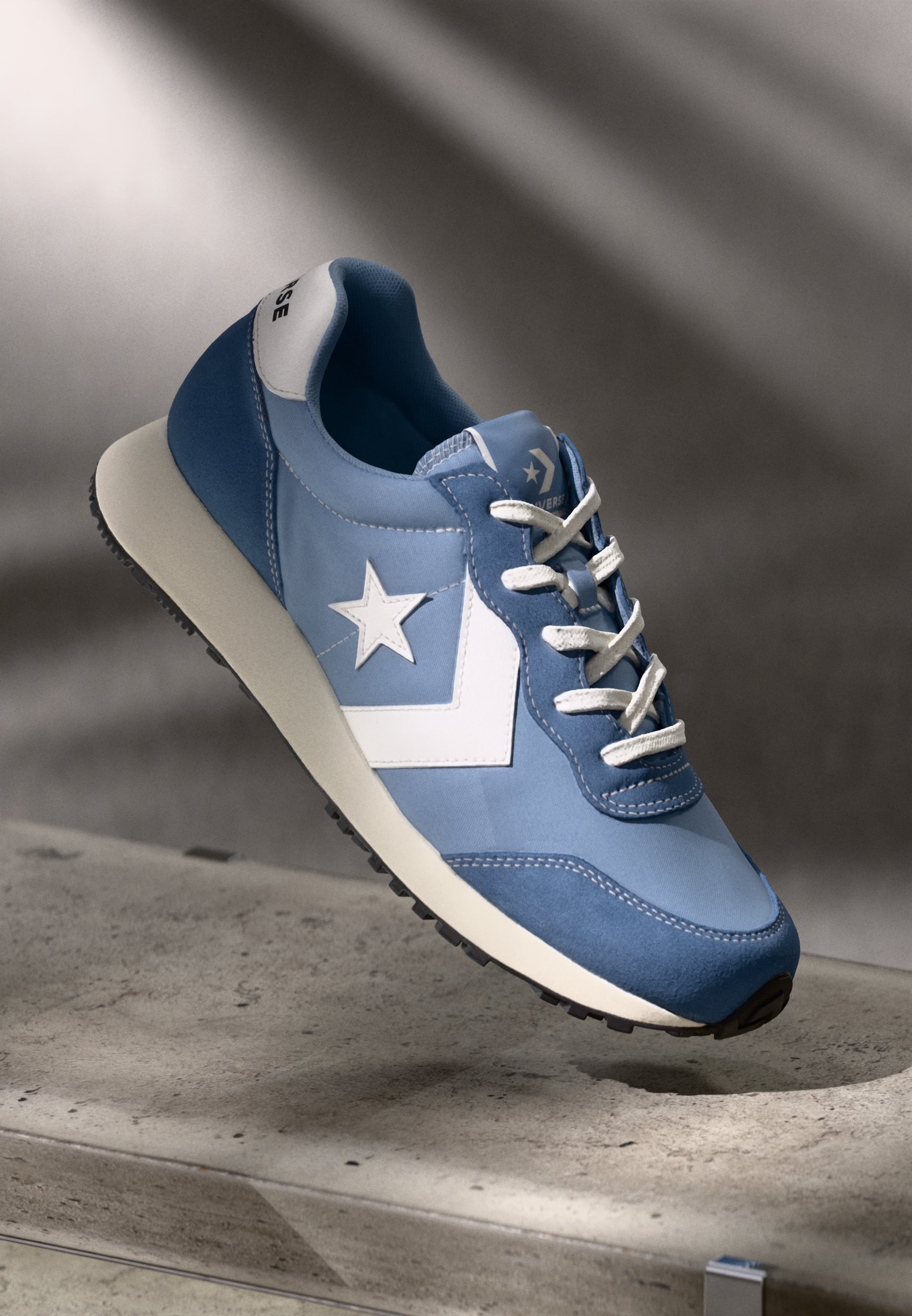Converse OMEGA TRAINER UNISEX - Sneakers - yeti blue/slacker blue