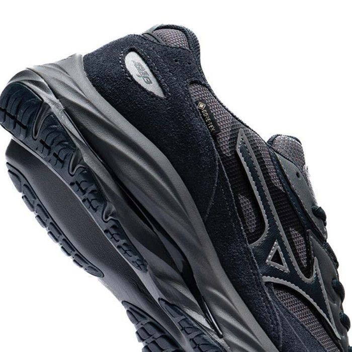 MIZUNO WAVE RIDER BETA GTX BLACK SNEAKERS