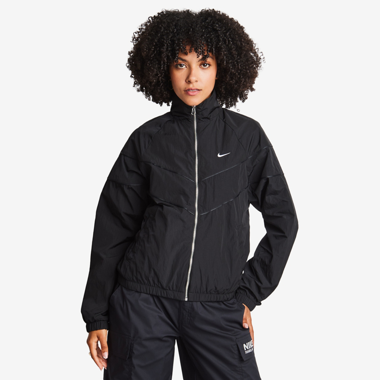 Nike Windrunner -täysvetoketjullinen
