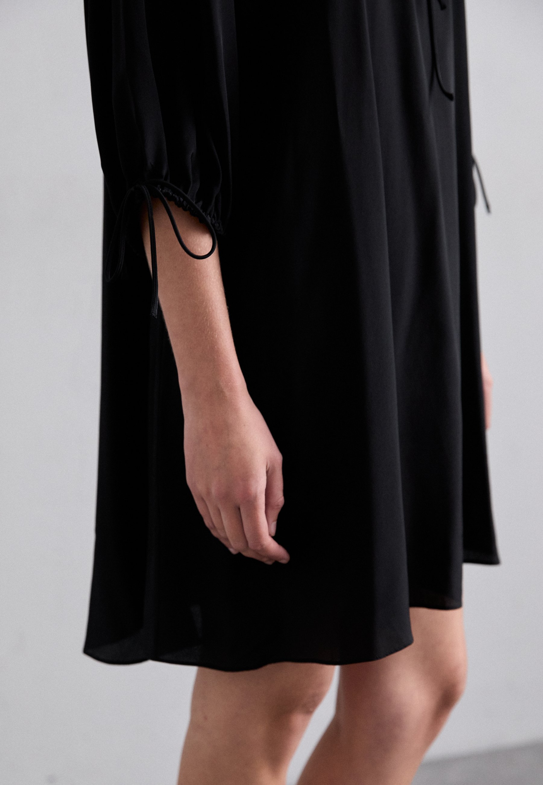 LAUREN - Denní šaty - black