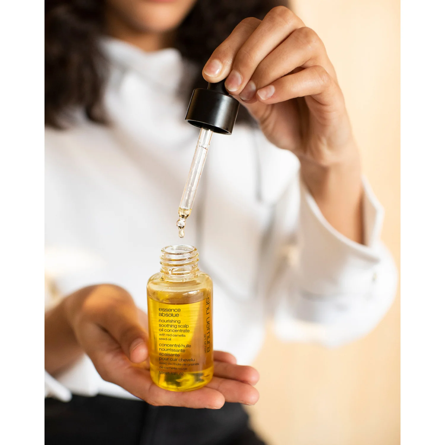 Essence Absolue Nourishing Soothing Scalp Oil Concentrate - Pre-Shampoo, Olio Capelli