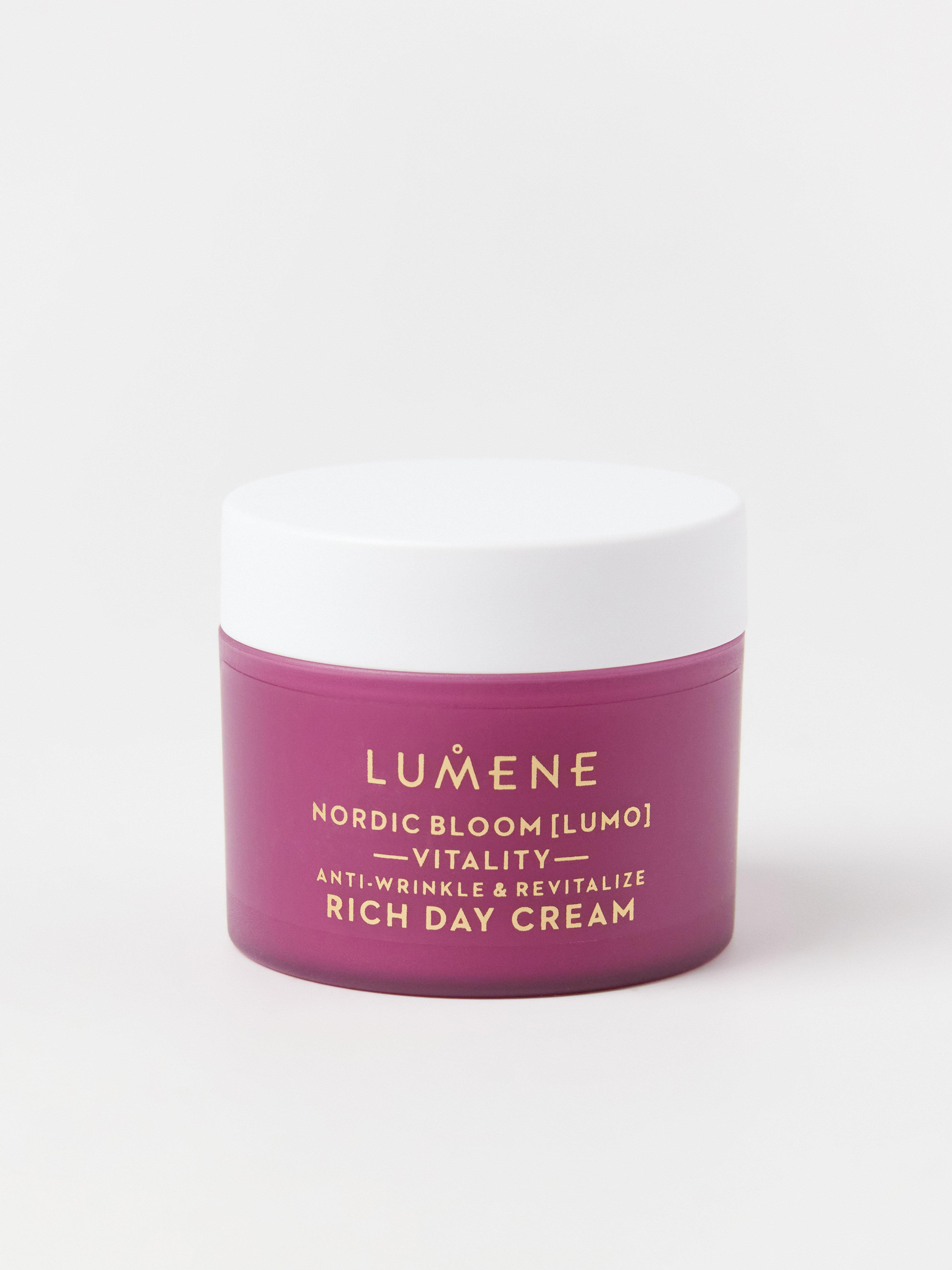 Lumene Nordic Bloom Vitality Creme de Dia Rico Anti-Rugas e Revitalizante Sem Cor