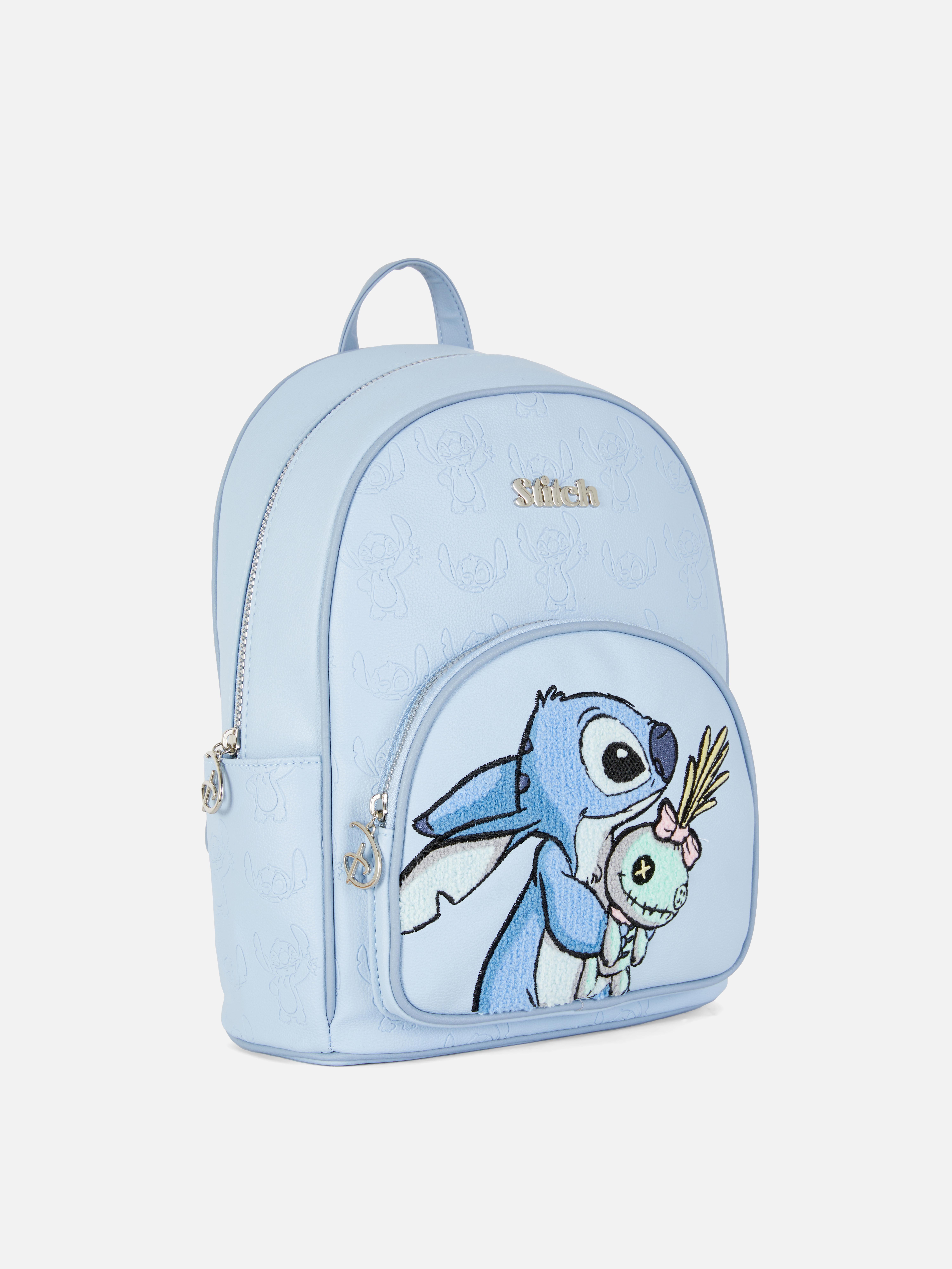 Rucsacul Stitch de la Disney. Un rucsac Disney cu bretele reglabile, fermoare și un design cu personajul Experiment 626.