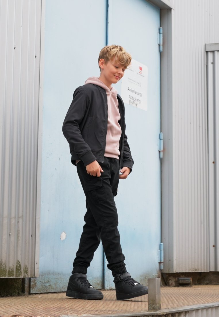 Pantaloni cargo Urban Classics a vita alta - neri