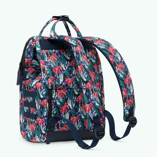 Cabaia Edea Medium Adventurer Rucksack, Blau