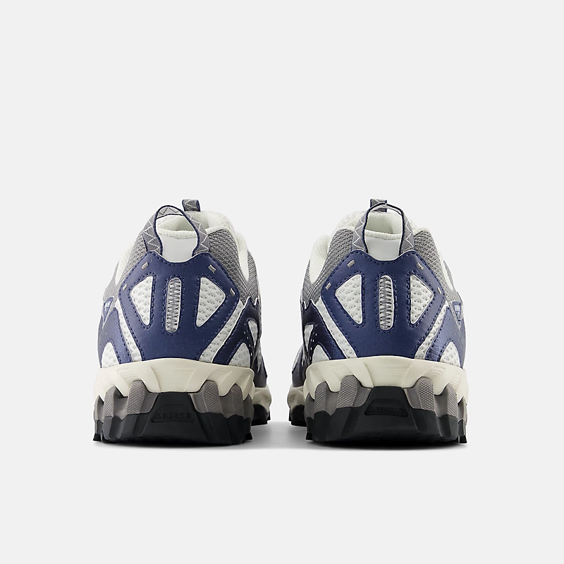 New Balance 610v1 Unisex - Vintage Indigo s reflexními prvky a stínově šedá
