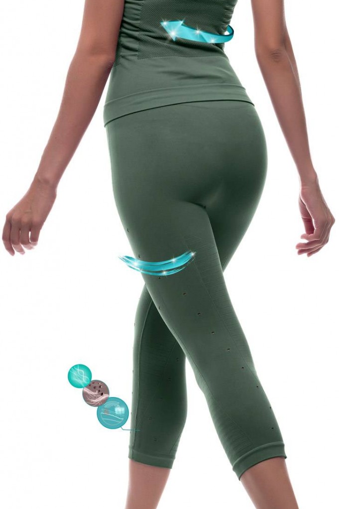  Namasté Anaissa Leggings and Sports T-Shirt Set with Emana Fiber