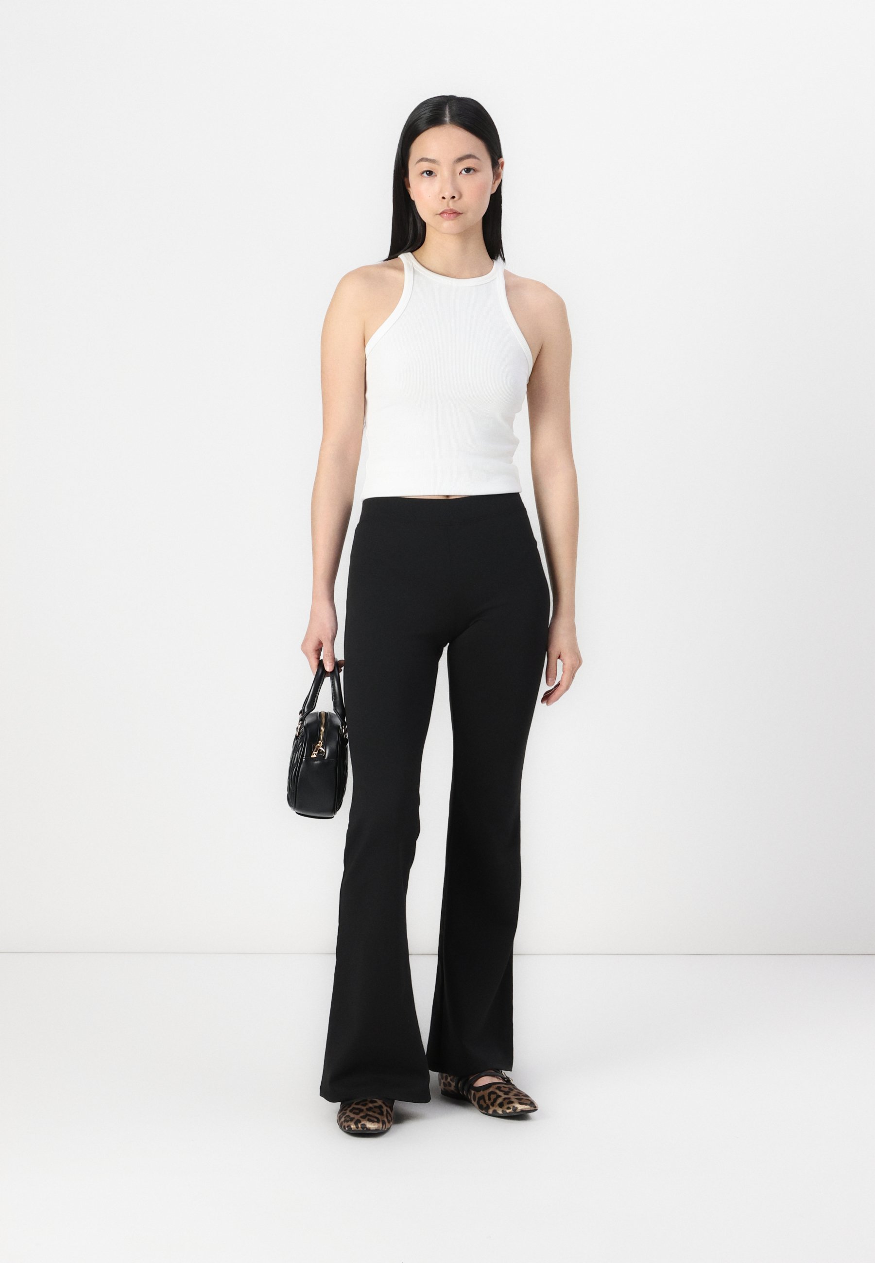 Pantalon évasé ONLY ONLFEVER - Leggings - Pantalon - Noir