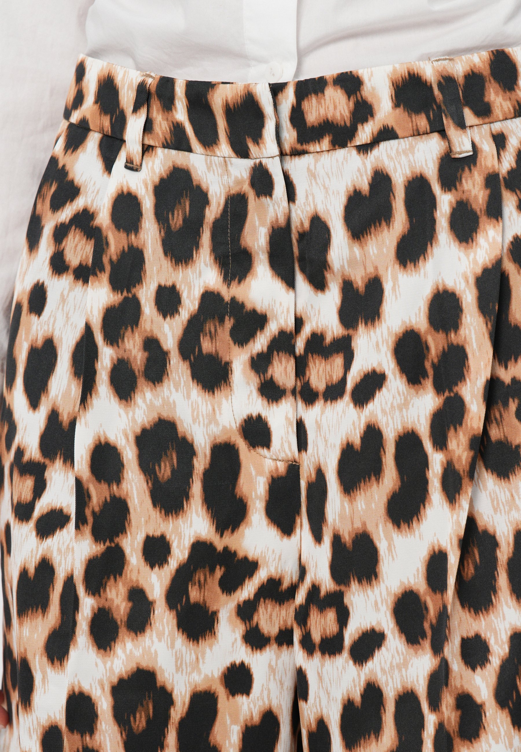 MUNTHE UAMA - Shorts - mocha