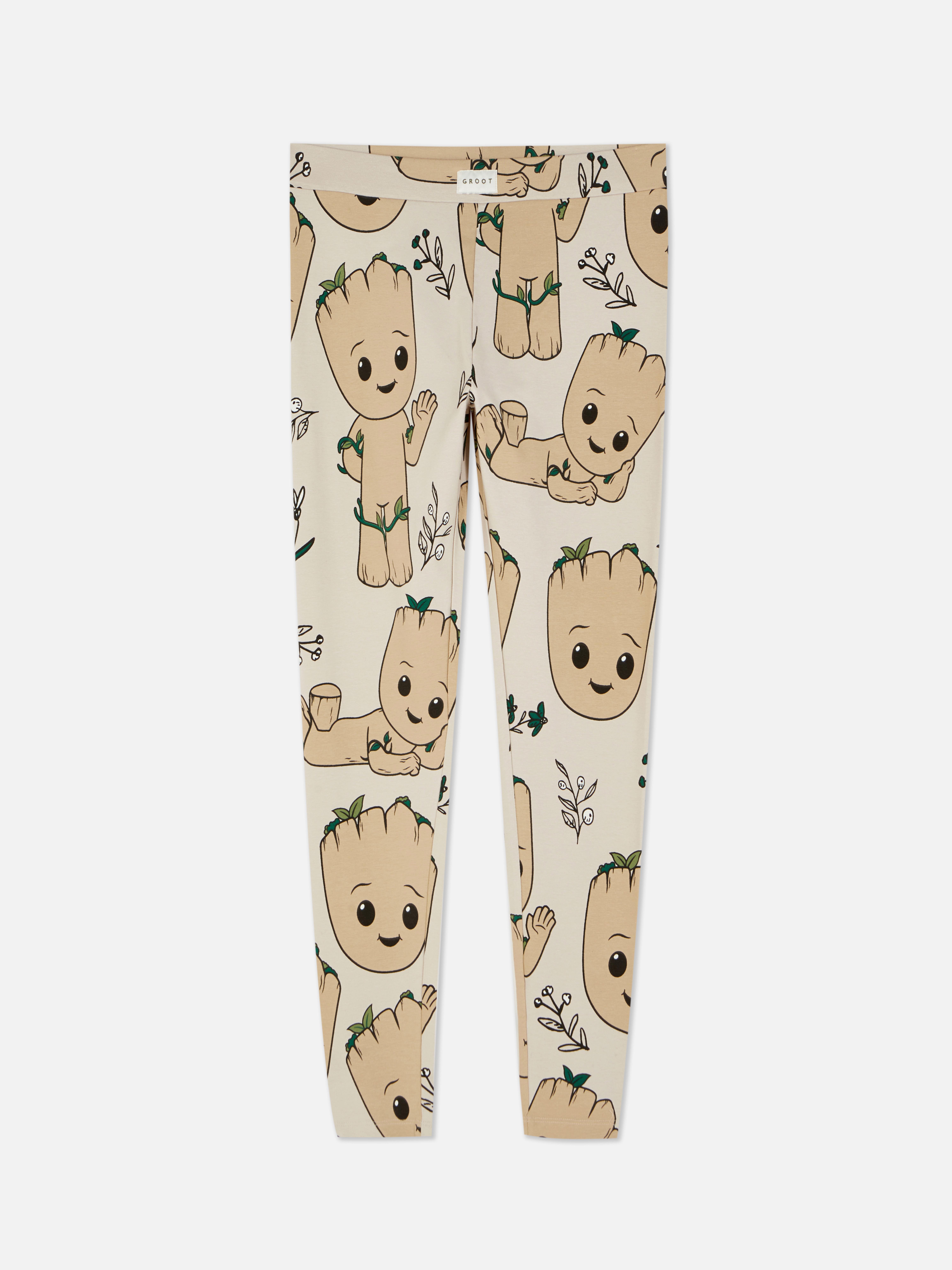 Pantaloni de pijama MARVEL Gardienii Galaxiei Groot Acești pantaloni de pijama din jerseu Groot cu talie elastică sunt o achiziție înfloritoare