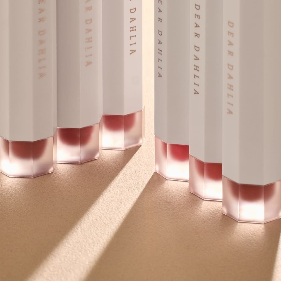 Dear Dahlia lūpu krāsa Dream Velvet Lip Cloud - 4 g