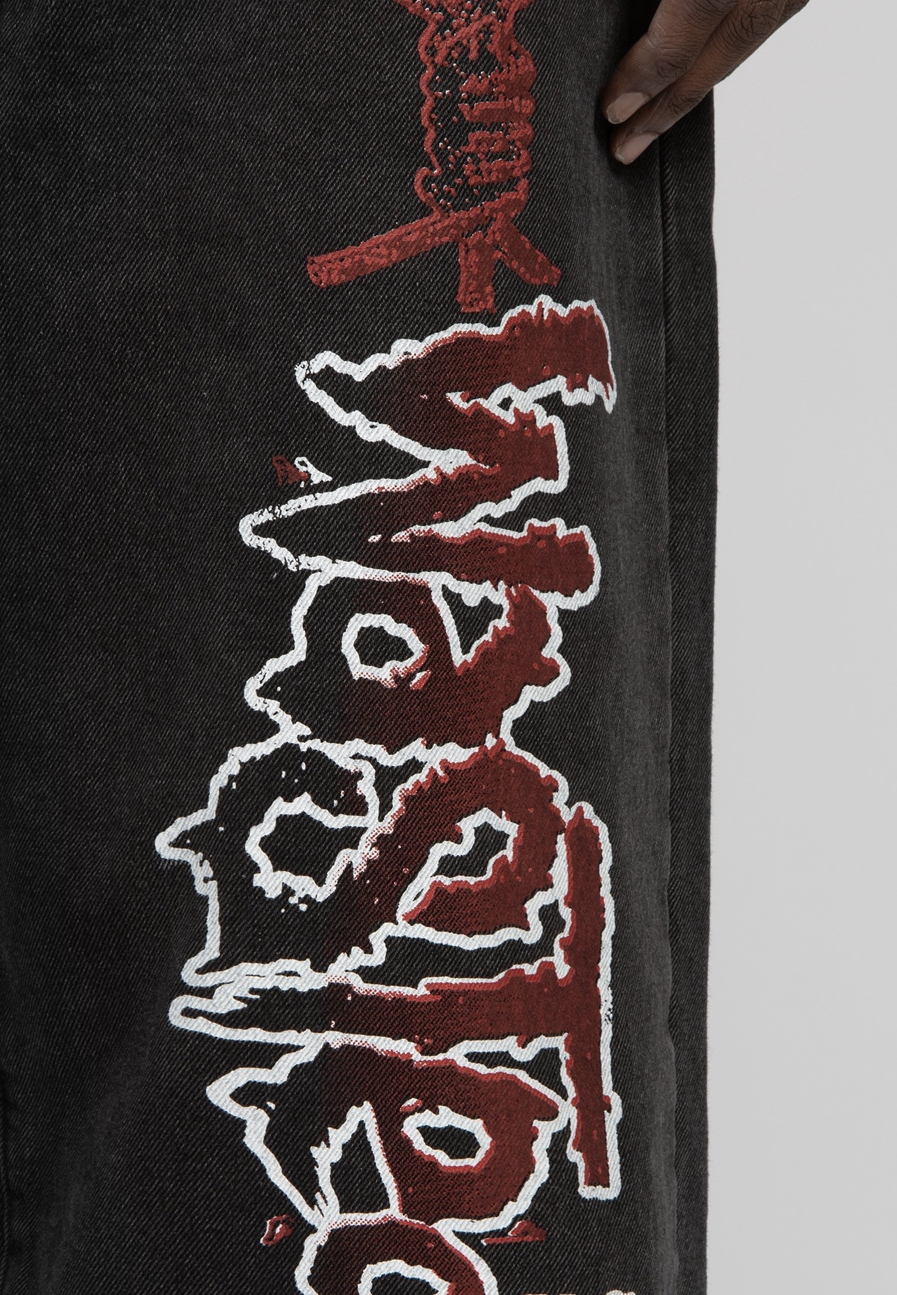 Wasted Paris brīva piegriezuma džinsi - melni