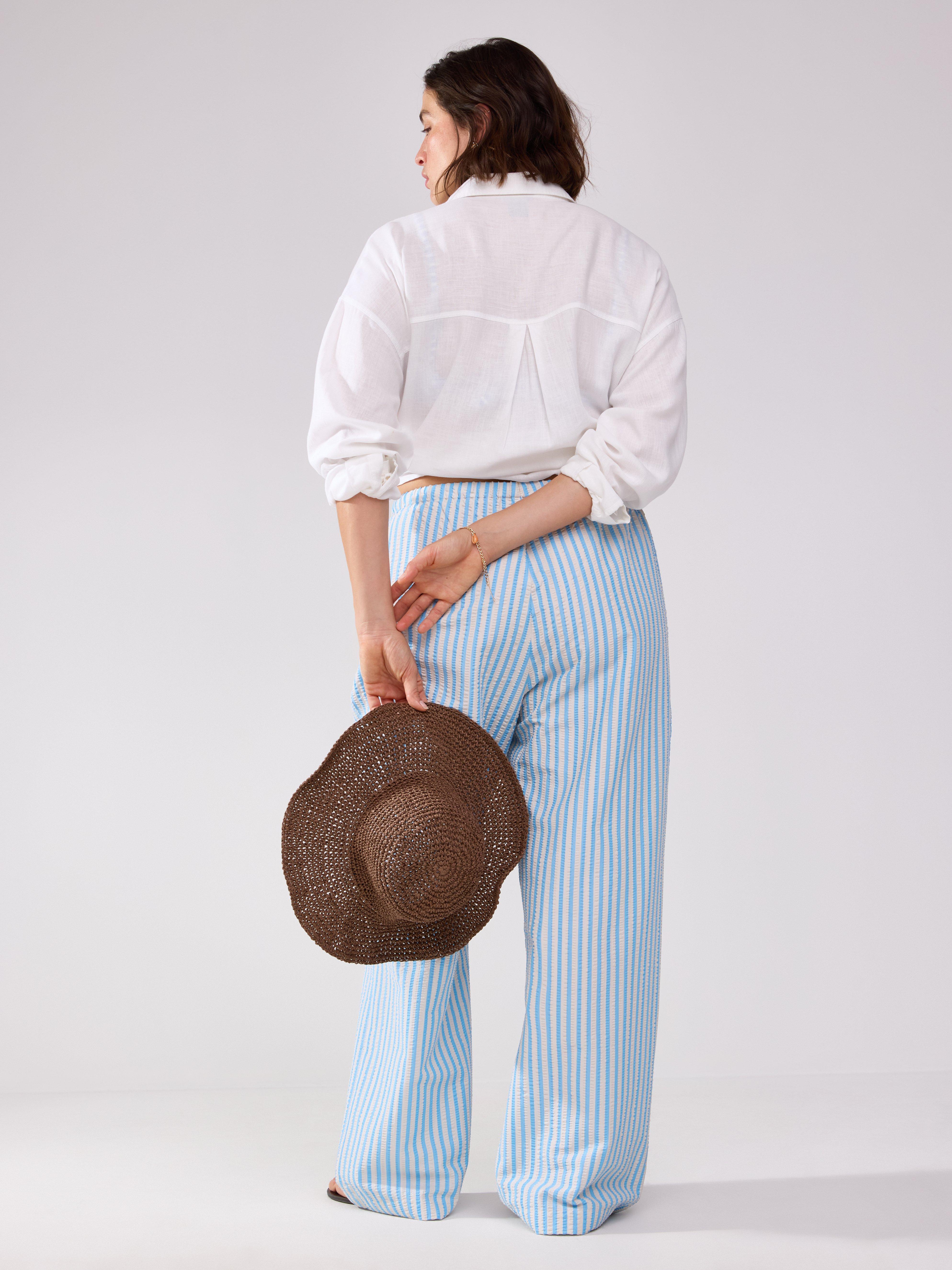 Pantalon droit bleu évasé