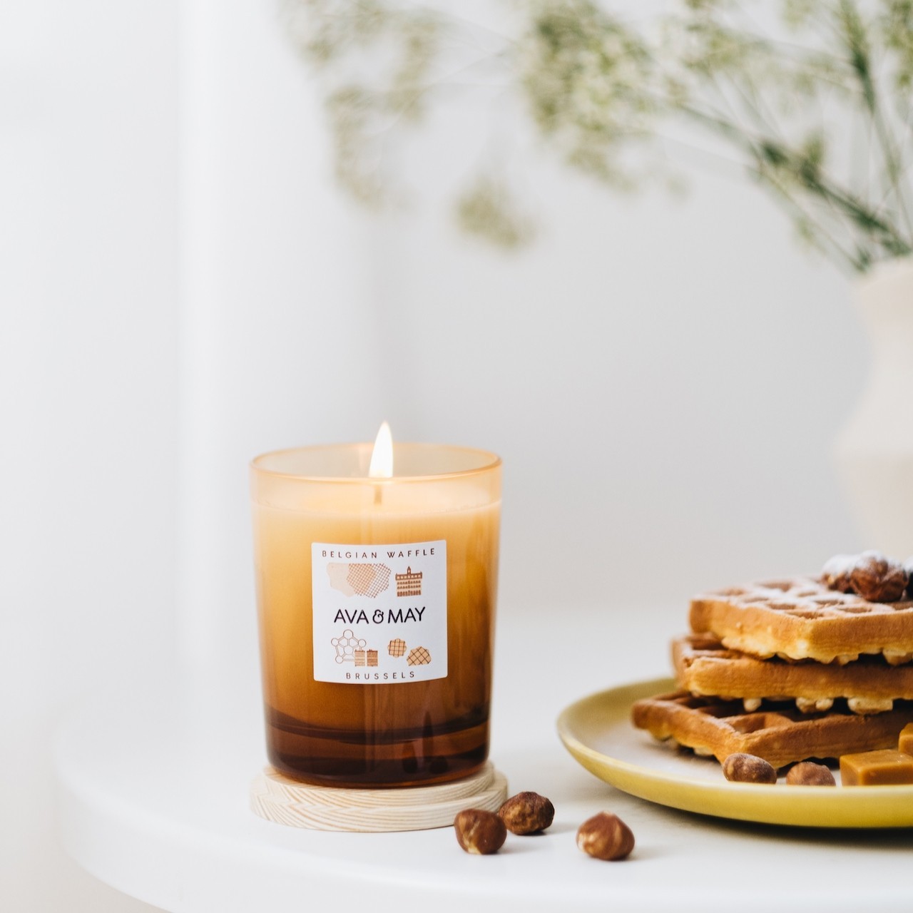 AVA & MAY Bougie parfumée Gaufre Belge
